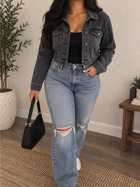 Cropped Washed Black Denim Trucker Jacket - Classic Jean Jacket